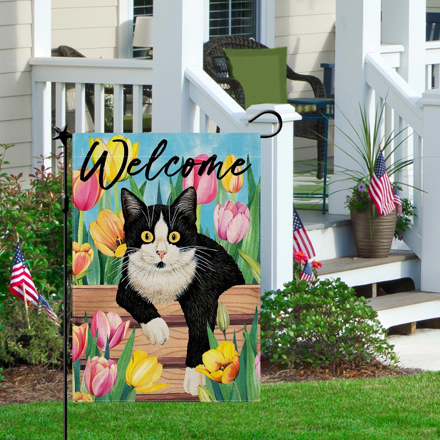 CMEGKE Cat Garden Flag, Summer Garden Flag, Tulip Cat Flags, Spring Summer Fall Vertical Double-Sided Burlap Welcome Cat Floral Holiday Party Rustic Farmhouse Yard Home Outdoor Decoration 12.5 x 18 In